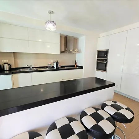 Da Rocha Prime Rezidenz With Garage Apartamento *