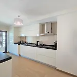 Da Rocha Prime Rezidenz With Garage شقة